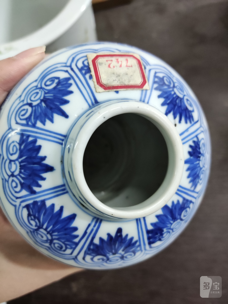 清 青花松竹梅纹天字罐 - 图5
